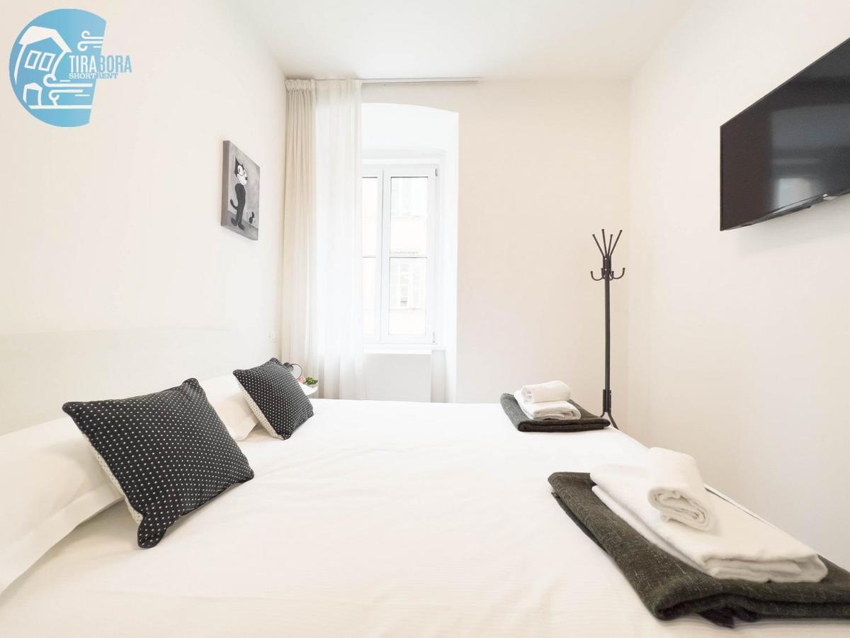 Апартаменти Imbriani 4 Tirabora Short Rent Трієст Екстер'єр фото